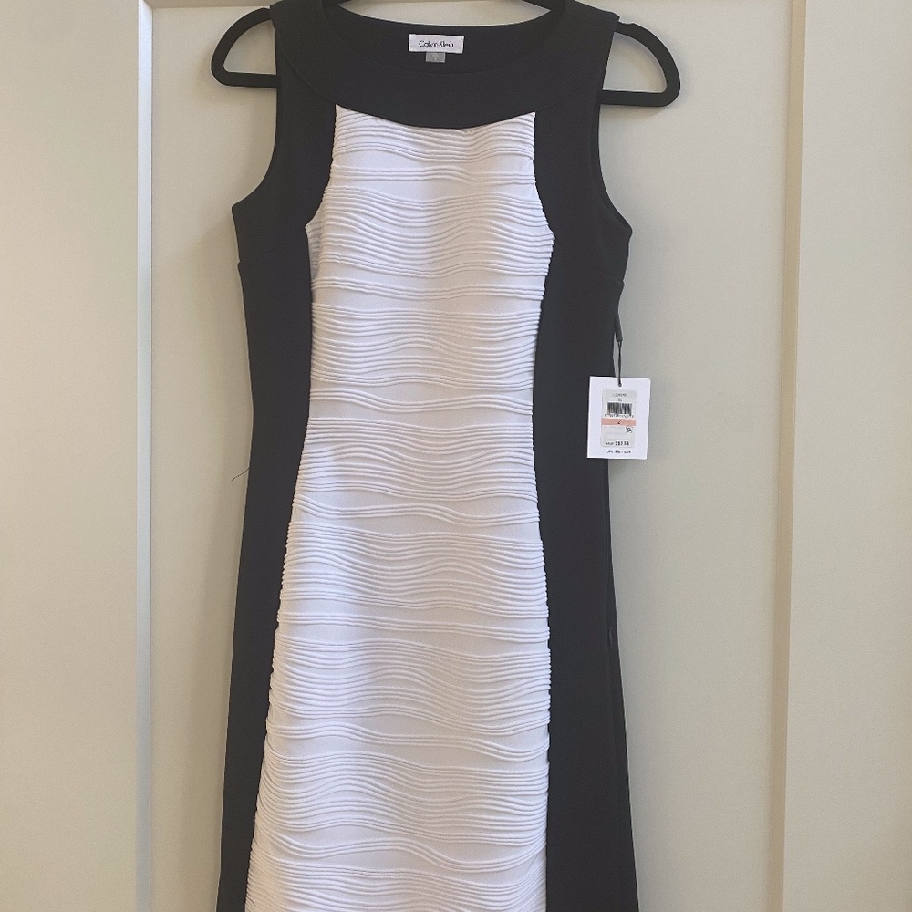 Sleeveless dress